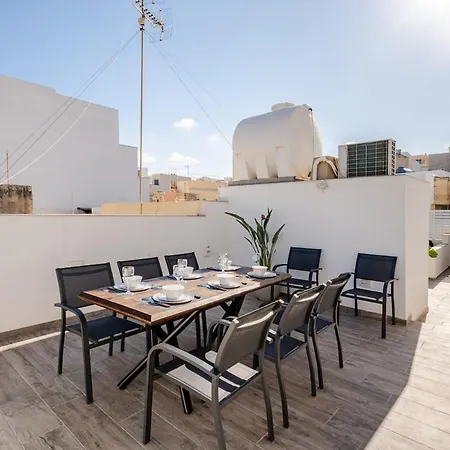 Townhouse With Jacuzzi & Bbq, Seaside, Near *