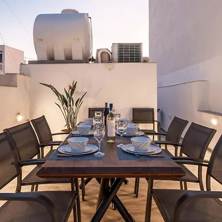 Townhouse With Jacuzzi & Bbq, Seaside, Near بيت للعطل *