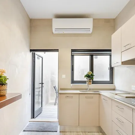 Townhouse With Jacuzzi & Bbq, Seaside, Near *